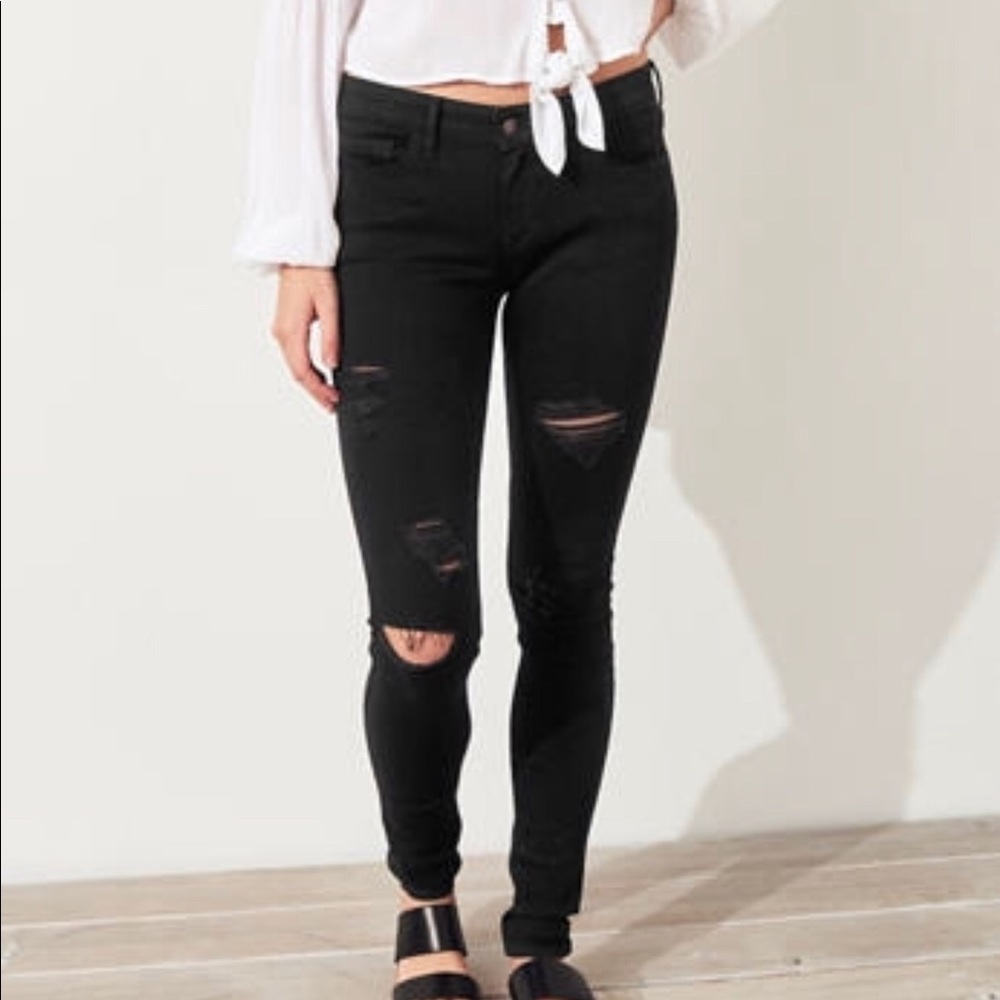 Ripped black jeans